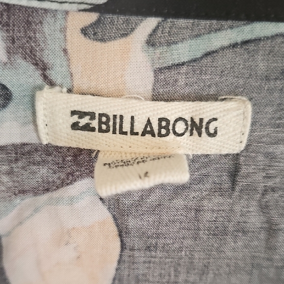 Billabong Black and Blue Leaf Print Blouse - Picture 2 of 2